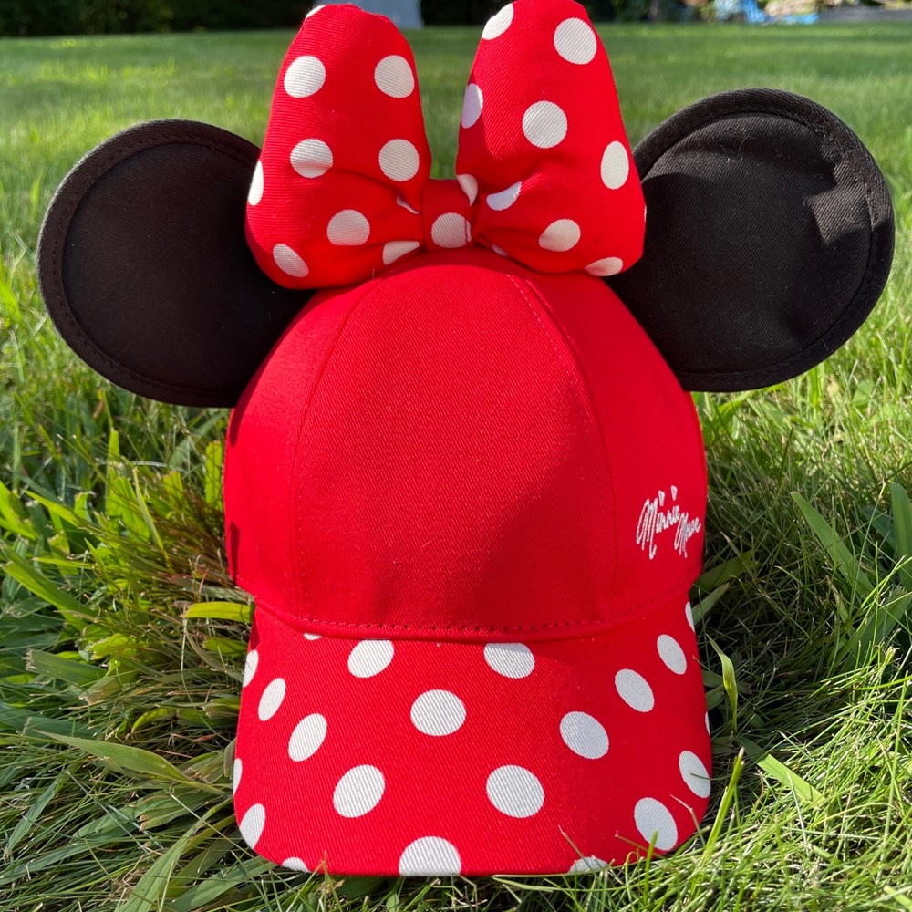 Disney parks authentic Minnie mouse hat